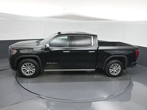 Used 2023 GMC Sierra 1500 Denali w/ Technology Package AWD/4WD image 41