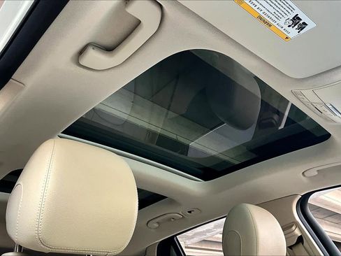 Used 2019 Mercedes-Benz GLC 300 image 13