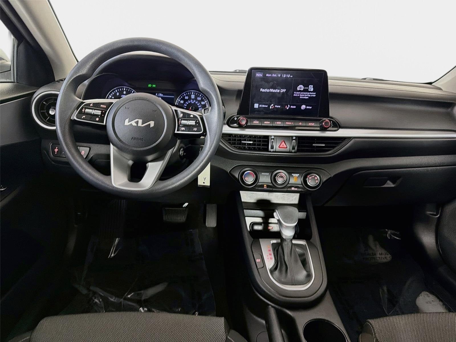 Used 2024 Kia Forte LXS w/ LXS Technology Package FWD image 21