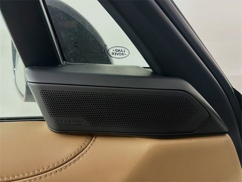 New 2026 Land Rover Range Rover SE image 20