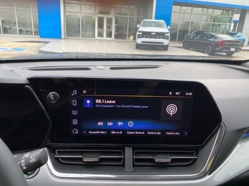 New 2026 Chevrolet Trax LT w/ Driver Confidence Package FWD image 19
