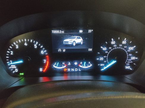 Used 2020 Ford Escape SE image 23