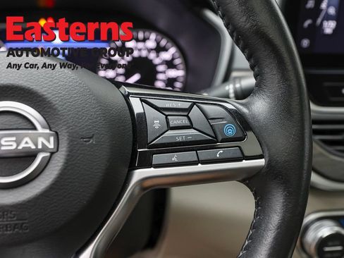 Used 2024 Nissan Altima 2.5 SL AWD/4WD image 16