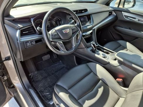 Certified 2023 Cadillac XT5 Luxury image 16