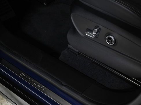 Used 2025 Maserati Grecale Modena image 21