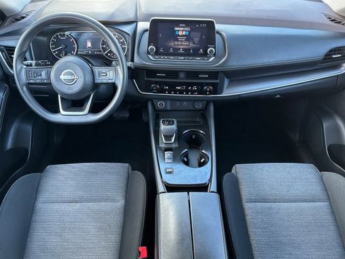 Used 2023 Nissan Rogue SV image 15