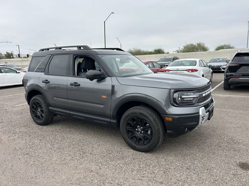 Used 2025 Ford Bronco Sport Badlands AWD/4WD image 7