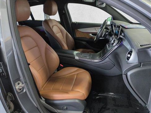 Certified 2022 Mercedes-Benz GLC 300 4MATIC Coupe image 21