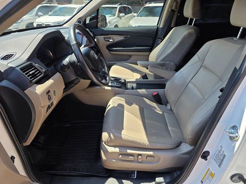 Used 2021 Honda Pilot Elite image 22