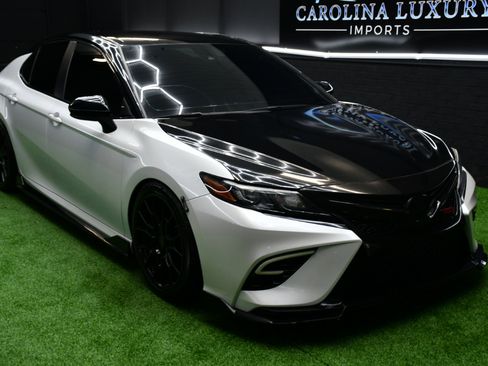 Used 2020 Toyota Camry TRD image 5