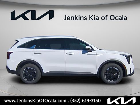 New 2026 Kia Sorento S w/ S Panoramic Sunroof Package image 2