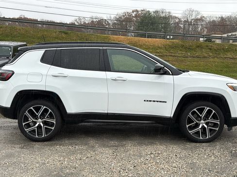 Certified 2024 Jeep Compass Limited w/ Elite Group image 3
