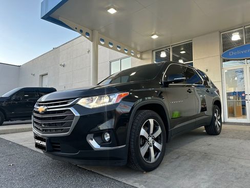 Used 2018 Chevrolet Traverse LT image 32