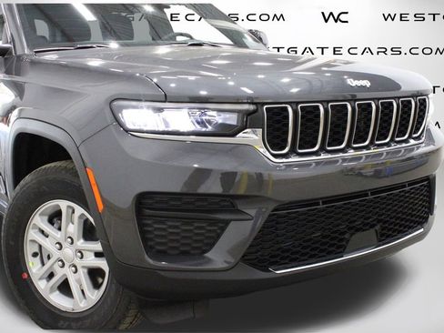 New 2025 Jeep Grand Cherokee Laredo image 46