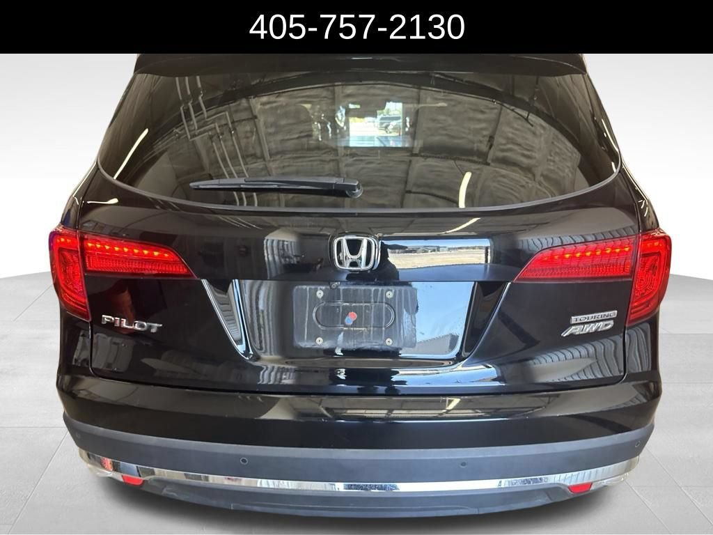 Used 2018 Honda Pilot Touring image 10