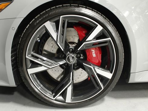 Used 2021 Audi RS 6 image 19