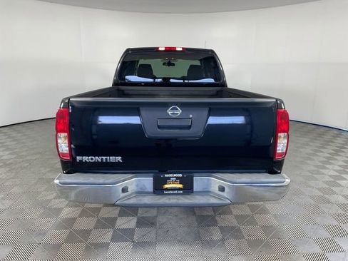 Used 2015 Nissan Frontier S RWD image 14