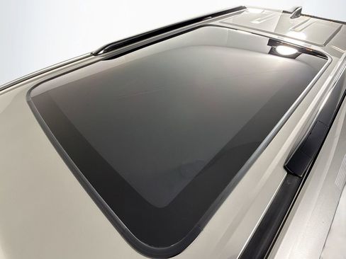 Used 2025 Lexus GX 550 image 23