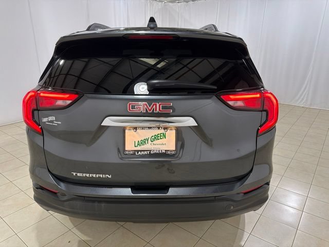 Used 2021 GMC Terrain SLE w/ Driver Convenience Package FWD image 5
