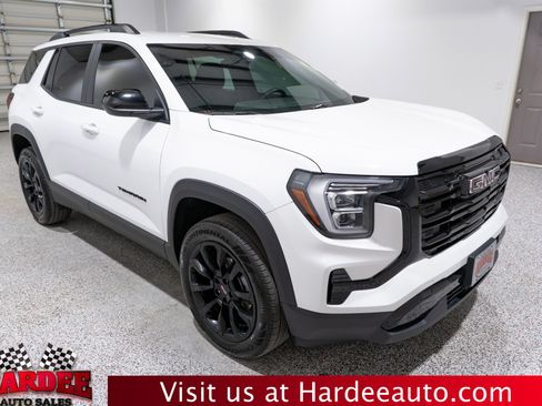 Used 2026 GMC Terrain Elevation w/ Elevation Premium Package FWD image 6