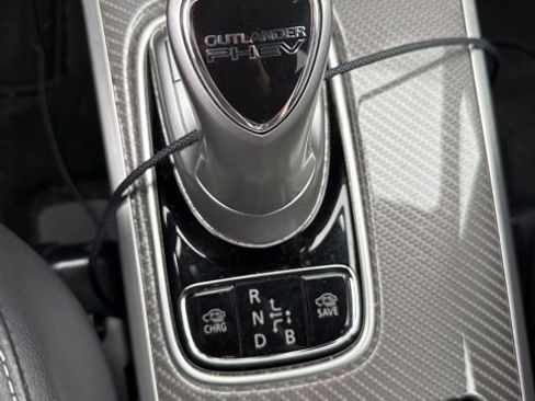 Used 2019 Mitsubishi Outlander SEL image 4