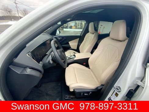 Used 2025 BMW X3 xDrive30i w/ M Sport Package image 24