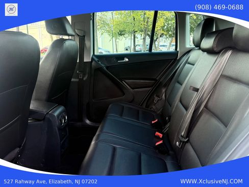 Used 2012 Volkswagen Tiguan S image 25