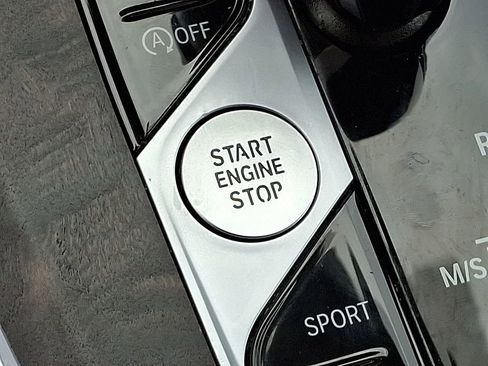 Used 2023 BMW X5 M50i w/ Climate Comfort Package image 26