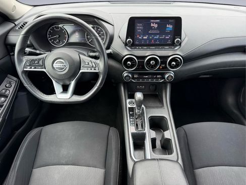 Used 2021 Nissan Sentra SV FWD image 18