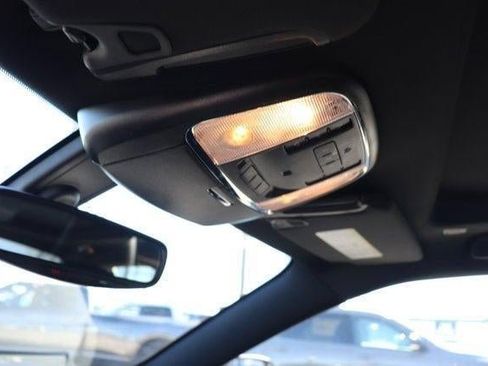 Used 2023 Chrysler 300 S image 22