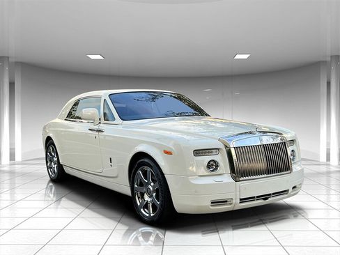 Used 2010 Rolls-Royce Phantom Coupe RWD image 7