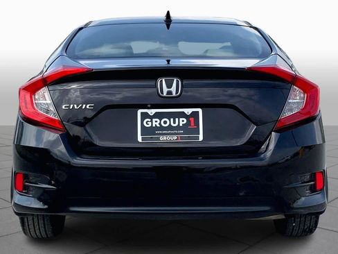 Used 2017 Honda Civic EX image 5