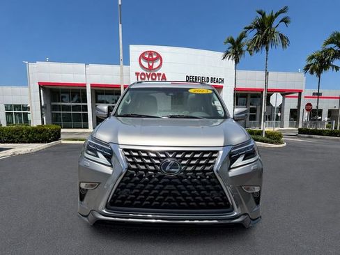Used 2023 Lexus GX 460 Premium w/ Accessory Package AWD/4WD image 2