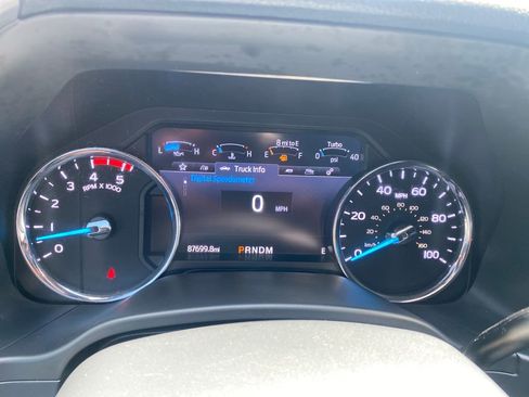 Used 2022 Ford F450 Platinum w/ FX4 Off-Road Package AWD/4WD image 19