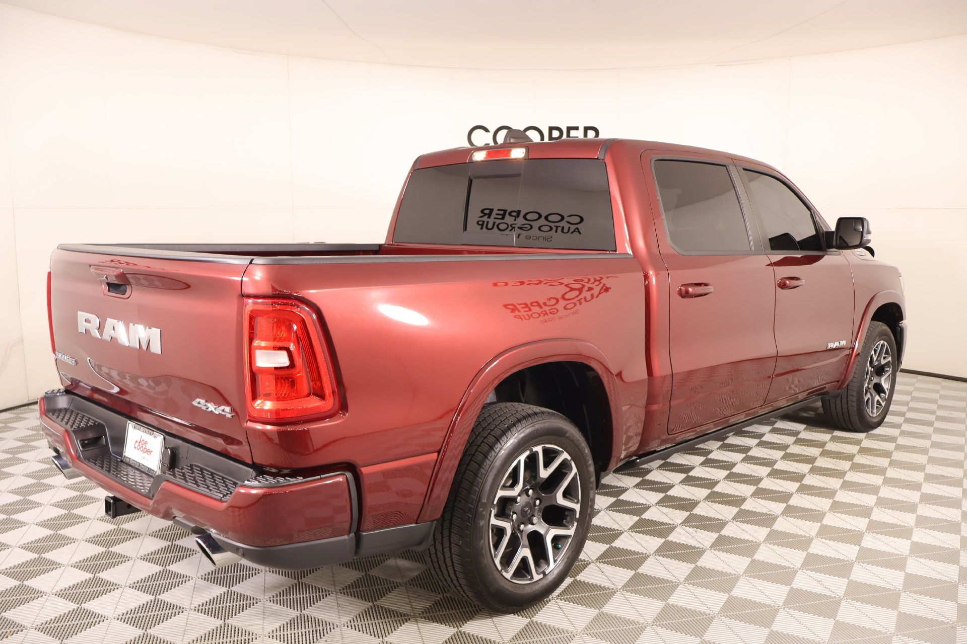 Used 2025 RAM 1500 Laramie w/ Laramie Southwest Edition AWD/4WD image 22