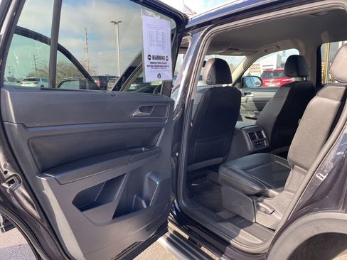 Used 2019 Volkswagen Atlas SE w/ Towing Package image 29