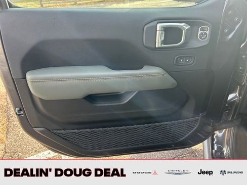 New 2026 Jeep Gladiator Mojave AWD/4WD image 11
