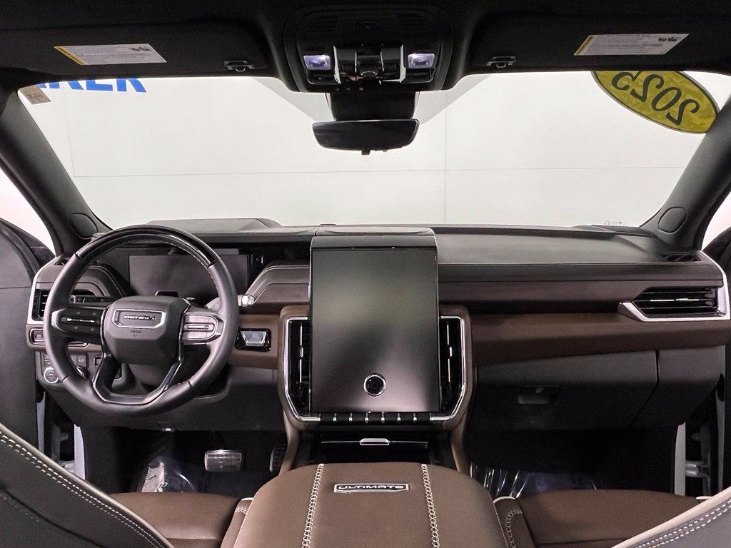 Certified 2026 GMC Yukon Denali Ultimate AWD/4WD image 10