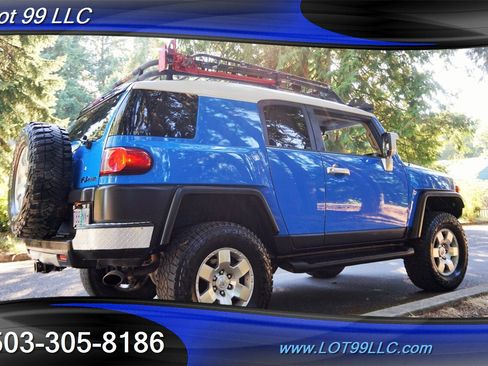 Used 2007 Toyota FJ Cruiser 4WD image 10