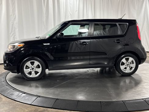 Used 2017 Kia Soul FWD image 7