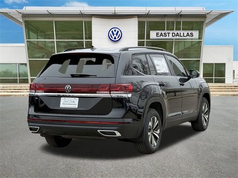 New 2026 Volkswagen Atlas SE image 3