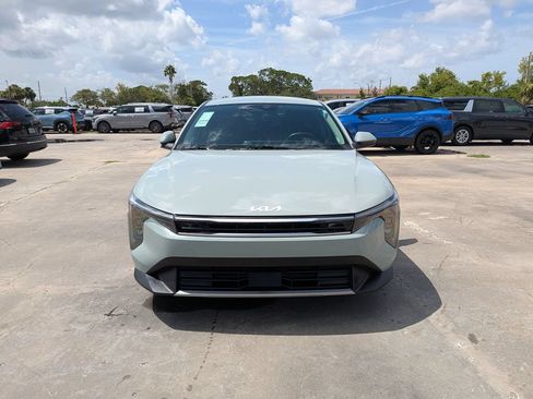 Certified 2025 Kia K4 EX FWD image 3