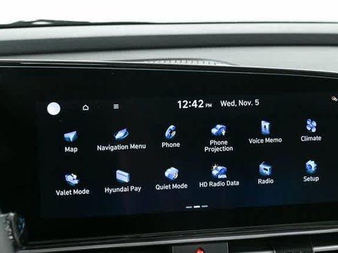 New 2026 Hyundai Elantra Limited image 50