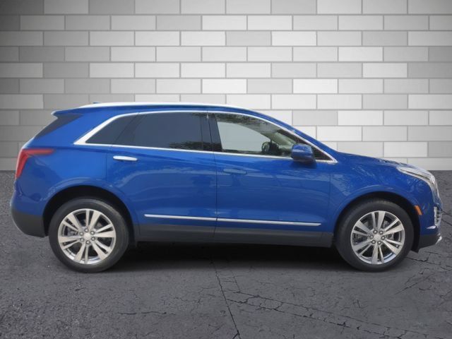 Certified 2024 Cadillac XT5 Premium Luxury w/ Technology Package FWD image 7