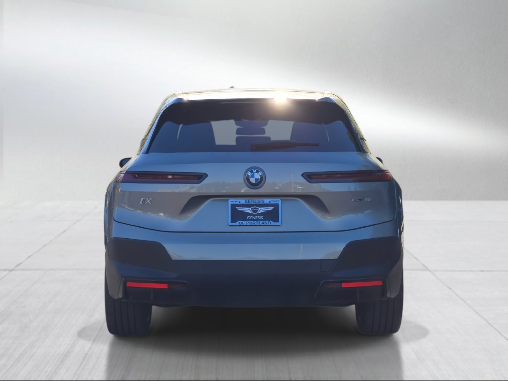 Used 2023 BMW iX xDrive50 w/ Convenience Package AWD/4WD image 4
