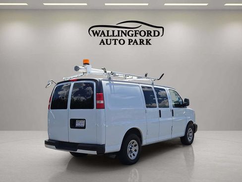 Used 2012 Chevrolet Express 1500 RWD image 4