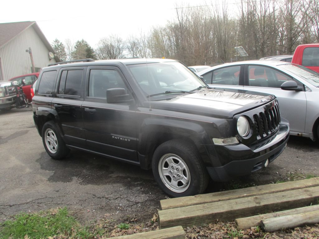 Used 2014 Jeep Patriot Sport FWD image 1