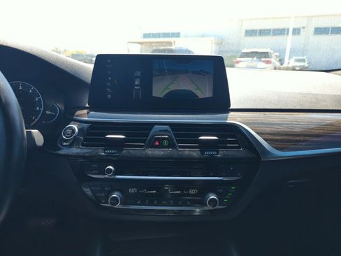 Used 2018 BMW 530i image 13