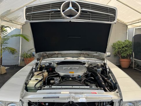 Used 1987 Mercedes-Benz 560 SL image 35