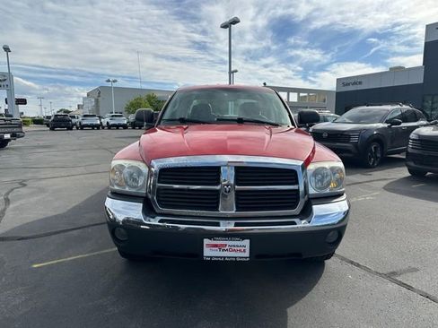 Used 2005 Dodge Dakota SLT w/ Trailer Tow Group AWD/4WD image 3